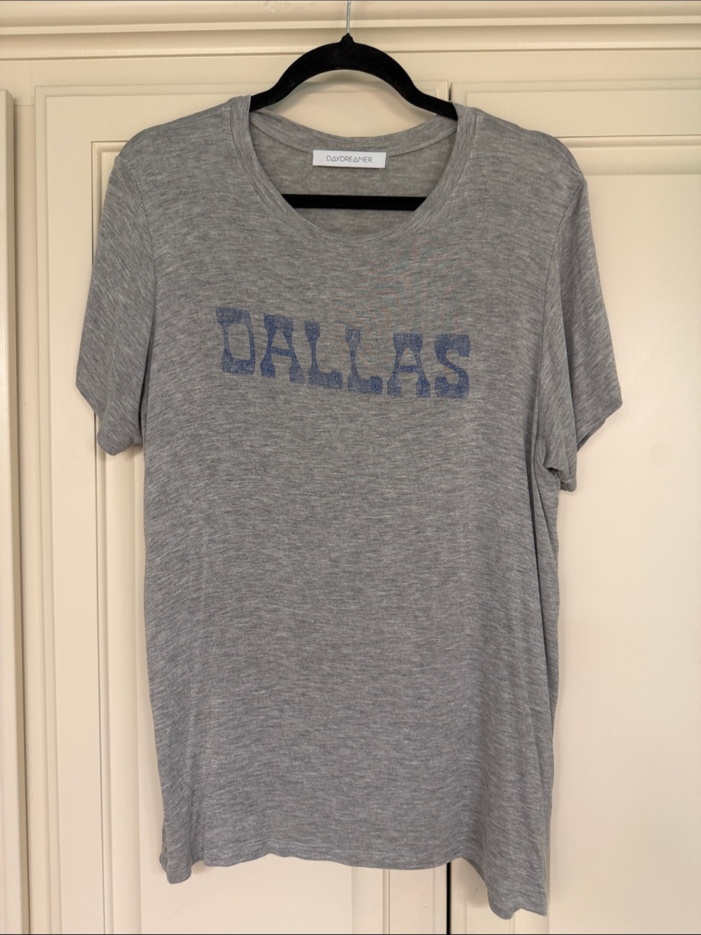 Daydreamer Gray Women’s Dallas Graphic Tee with Blue Print